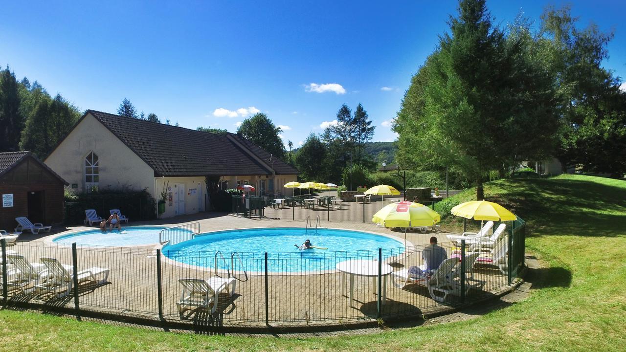 Vvf Cantal Champs-Sur-Tarentaine Exteriér fotografie